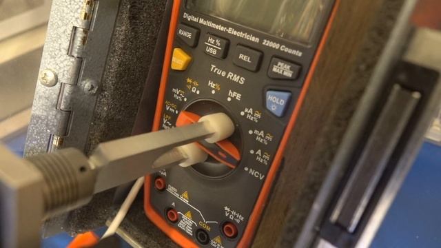 UNI-T UT61E+ DMM 50k cycle life test Day2 смотреть онлайн