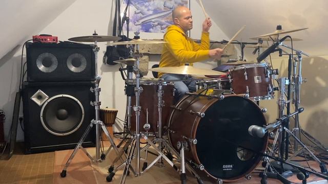 Metallica Enter Sandman Drum Cover смотреть онлайн