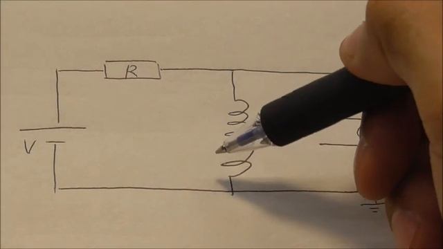 【高校物理】電磁気45＜LC振動回路(電気振動)問題演習・エネルギー保存と周期を使うタイミングは質問次第＞ смотреть онлайн