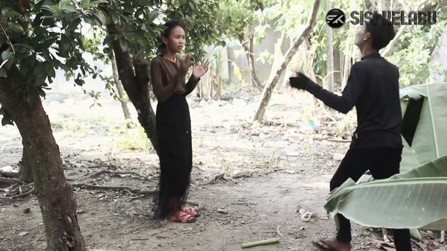 HANTU KOPLAK 2 - Film Pendek Horor Komedi | KELOR | SISI KELABU смотреть онлайн