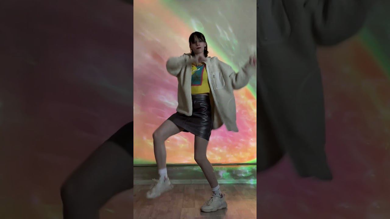 Young And P No Car But It's Racing #shorts #dancecover #youngposse #macaronicheese #kpop