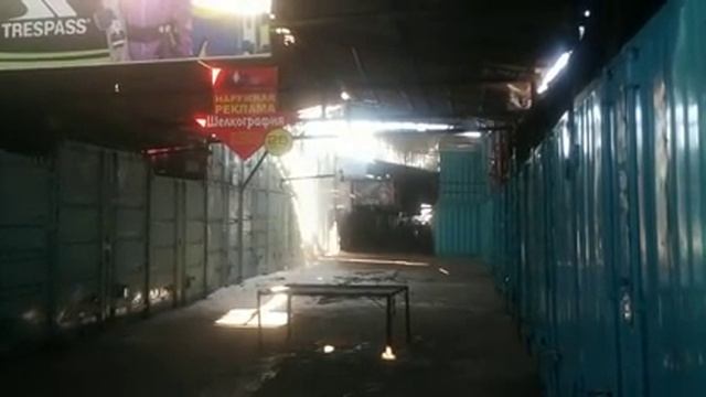 Администрация рынка «Алканов», где обвалился навес, закрыла рынок