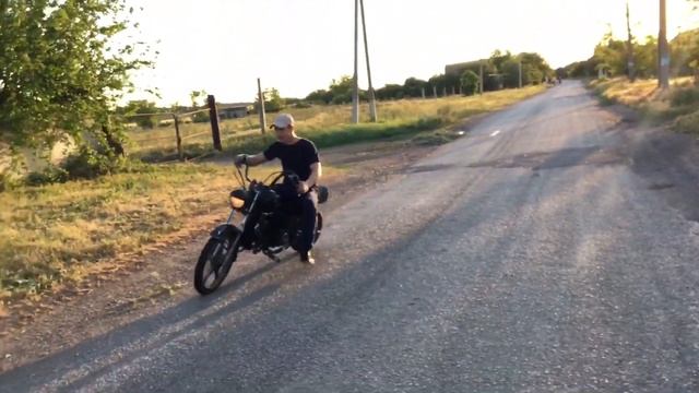 ЗАЛИЛИ БЕНЗИН В ВЫХЛОПНУЮ|И ДИКИЙ НАВАЛ НА МОПЕДЕ смотреть онлайн