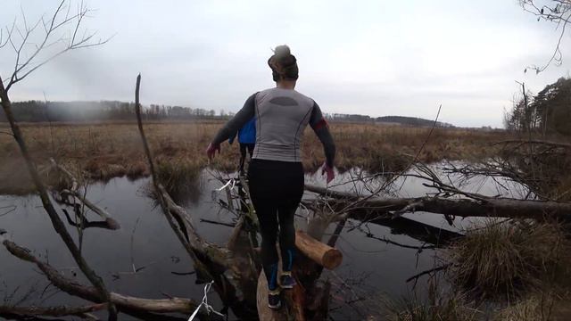 BETTA RACE. ДЕВУШКА ПРОХОДИТ ЗАБЕГ С ПРЕПЯТСТВИЯМИ.Obstacle Course Race. смотреть онлайн