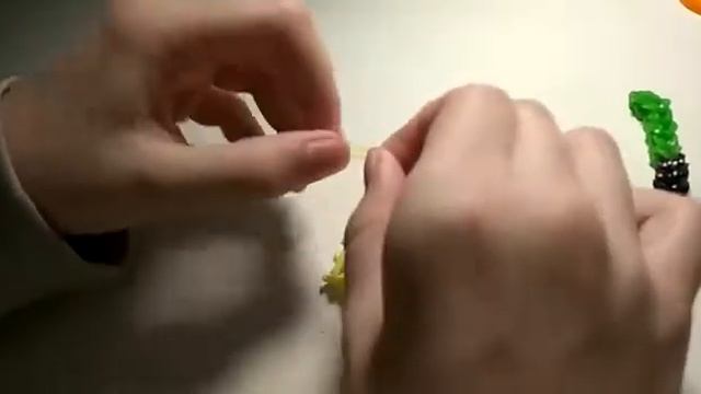 Плетение из резинок: световой меч смотреть онлайн