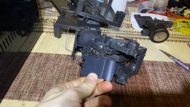 Как разобрать заварной блок Bosch TES, Siemens EQ6 для ТО. Что менять? смотреть онлайн