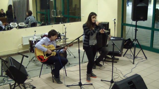 Make me wanna die (Acoustic Version cover) смотреть онлайн
