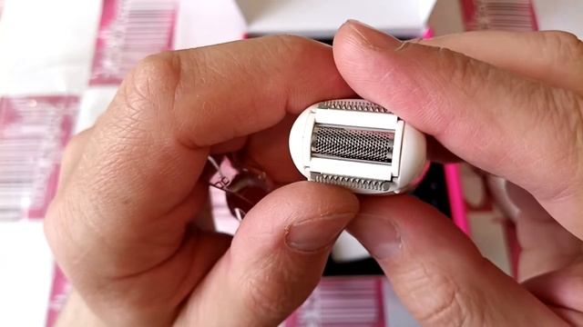 Эпилятор Kemei с пятью насадками с AliExpress смотреть онлайн