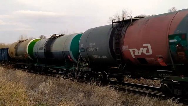 Грузовой поезд под управлением 2ТЭ25Км - 0236. смотреть онлайн