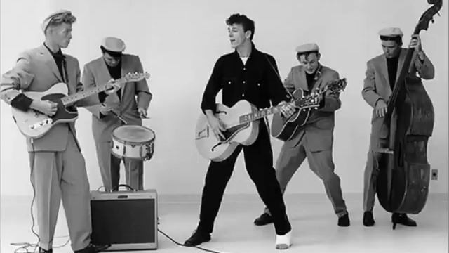 Gene Vincent & His Blue Caps - Jump Back Honey смотреть онлайн