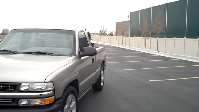 Chevy Silverado with SS rims смотреть онлайн