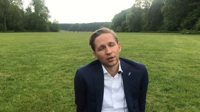 а как вы справляетесь с расставаниями и разбитым сердцем? смотреть онлайн