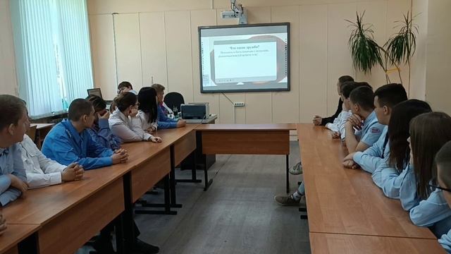 Разговоры о важном: День детских общественных объединений смотреть онлайн
