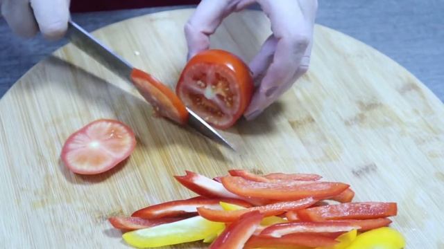 Это блюдо за 5 минут вы не устанете готовить! Баклажан запеченный с сыром и томатами! смотреть онлайн