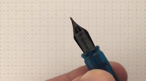 Обзор перьевой ручки Parker Vector XL