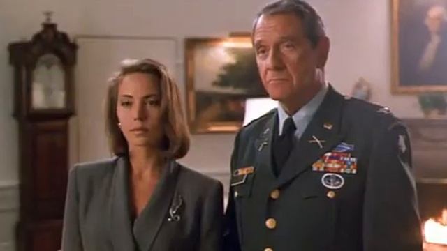 Hot Shots 2 (5/42) смотреть онлайн
