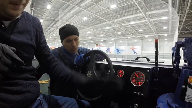 ОБЗОР (краткий) льдозаливочного комбайна Zamboni 446