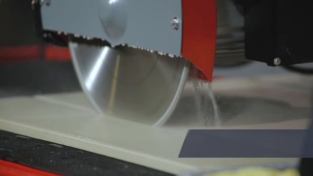 Обзор электрического плиткореза Fubag CraftLine 920 смотреть онлайн