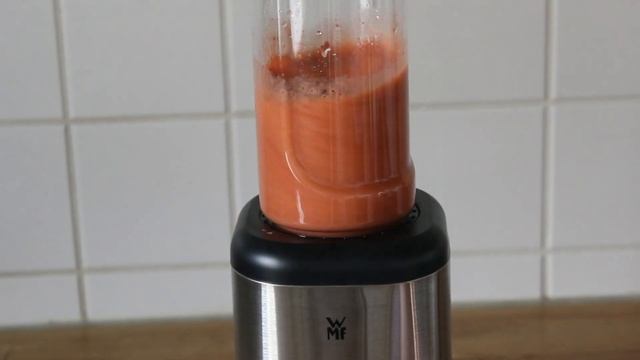 Healthy Strawberry-Kiwi-Smoothie! смотреть онлайн