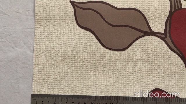 140944 Яркие немецкие обои, с крупным бордовым цветком, на светлом кремовом фоне смотреть онлайн