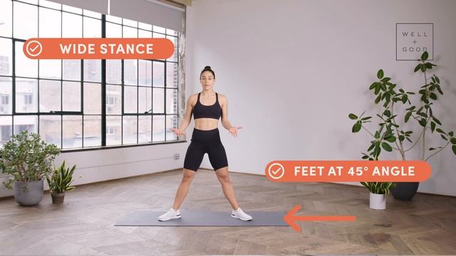 How To Do A Sumo Squat | The Right Way | Well+Good смотреть онлайн