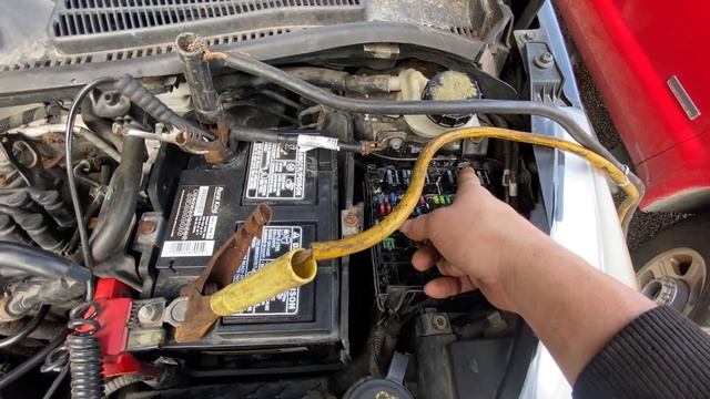 Ford Fiesta Crank but No Start - Check your relays! смотреть онлайн