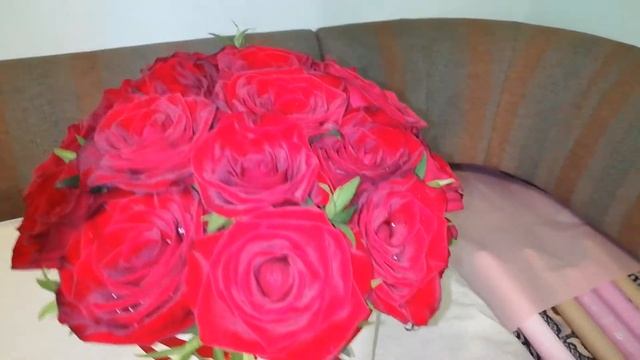 21 РОЗА В КРУГЛОЙ КОРОБКЕ. КРАСНЫЕ РОЗЫ СОРТ ГРАН ПРИ. ДОСТАВКА ЦВЕТОВ ПО АДРЕСУ смотреть онлайн