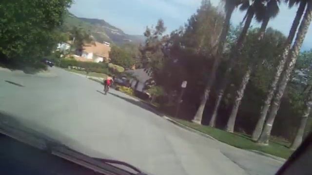 Offroading in the 2004 Saturn Vue redline awd v6 #2 смотреть онлайн