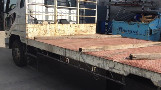Auction 1789 Lot #3 - 2010 Mitsubishi FK600 Fuso Fighter Single Cab 4x2 Tray Back Truck смотреть онлайн
