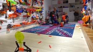 Саша Забрал Все Большие Нерфы.  Брос Шоу Геймс.