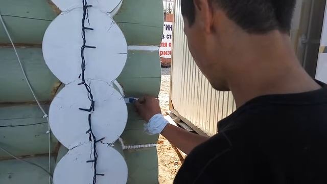 Нанесение акрилового герметика EUROTEX на сруб. ПСК "Русский Домъ". Пермь смотреть онлайн