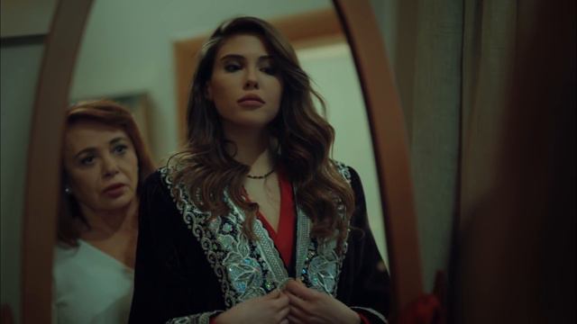 İstanbullu Gelin 2. Bölüm - O Konağa Gelin Gideceğim