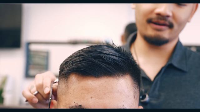 How to Cut a REGULAR Haircut on Top смотреть онлайн