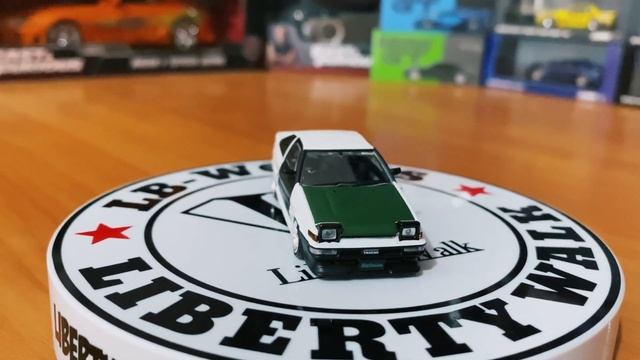 Skaut/Inno 64/ Toyota Sprinter Trueno AE86 смотреть онлайн