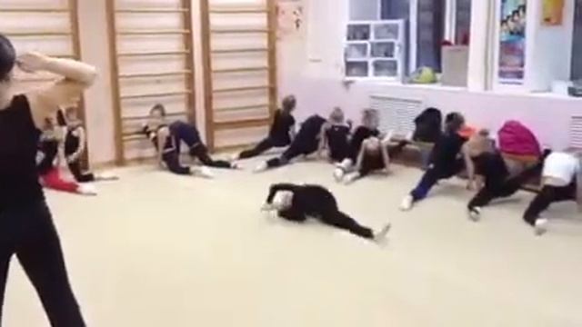 Валерия Кузьмина - постановка нового танца смотреть онлайн