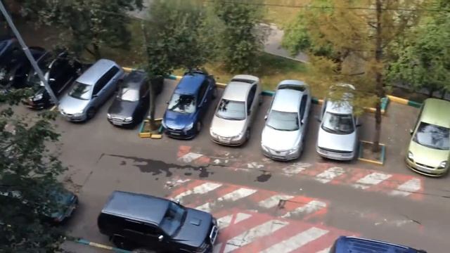 Вертолет МЧС завис над девятиэтажкой смотреть онлайн