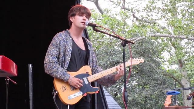 Jack Penate Every Glance pt2 смотреть онлайн