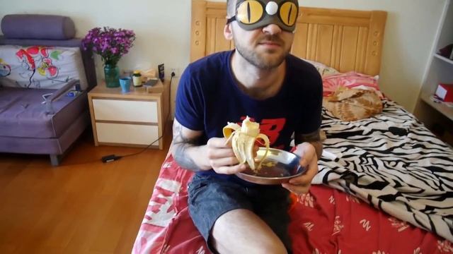 24 ЧАСА БЕЗ ЗРЕНИЯ ЧЕЛЛЕНДЖ | СЛЕПОЙ ЧЕЛЛЕНДЖ В Китае смотреть онлайн