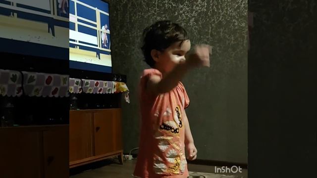 Сабину обвиняют😂Её наказали строго😠Видео для детей kids children👼😊 смотреть онлайн