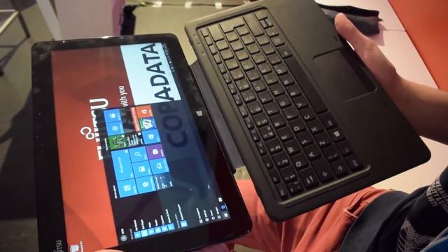 Fujitsu Stylistic R726 Hands-On und erster Eindruck (Prototyp!) смотреть онлайн