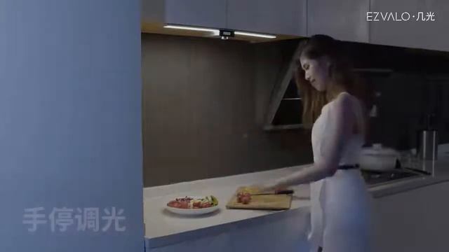 Беспроводной LED светильник с таймером смотреть онлайн