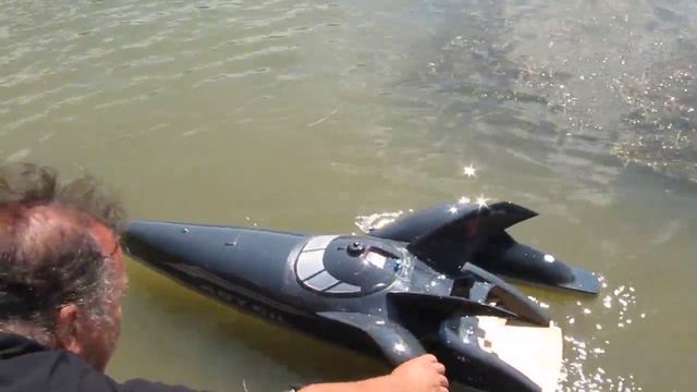 Le trimaran ADY GIL (Earthrace boat) RC de Stéphane (maquette bateau) - LACMN Luisant 2014 смотреть онлайн