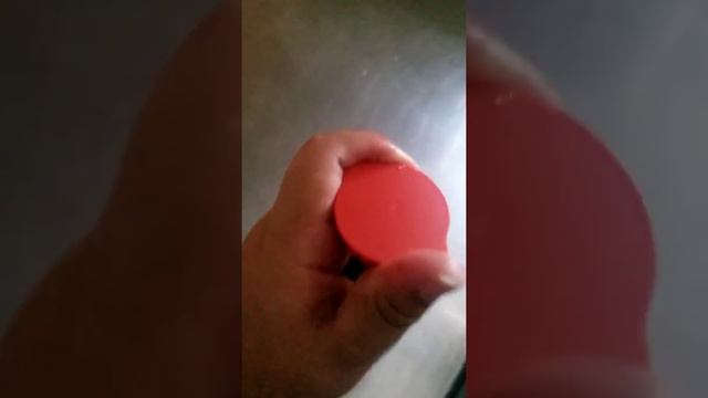 How to open a Kikkoman Soy Sauce bottle смотреть онлайн