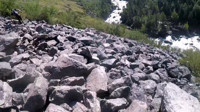 Дорога до водопада Учар