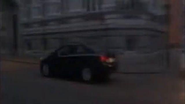 Коварный лежачий полицейский смотреть онлайн