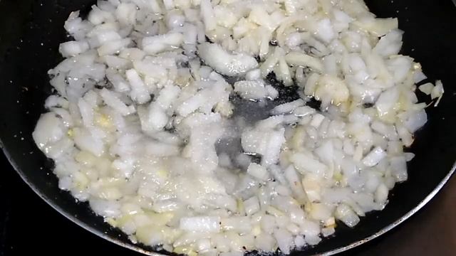 Тефтели (ежики) с рисом на сковороде/в томатном соусе с овощами Очень вкусно и просто! смотреть онлайн