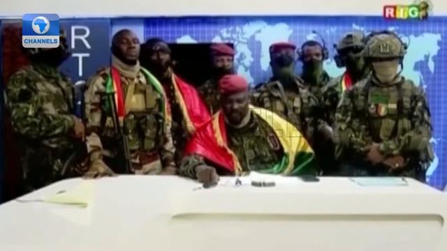 I SEE A COUP IN ONE OF THE AFRICAN COUNTRY смотреть онлайн