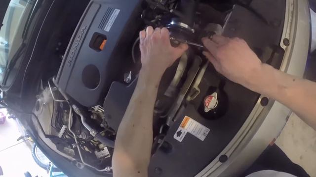 10th Gen Honda Accord Oil Drain/Filter Change + Takeda 5R CAI Filter Replacement смотреть онлайн