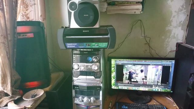 Sony XP500 Playing Real Music смотреть онлайн