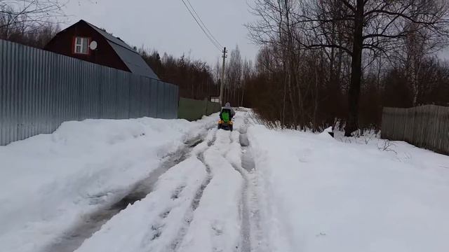 Permobil X850 по снегу. Часть-1. смотреть онлайн